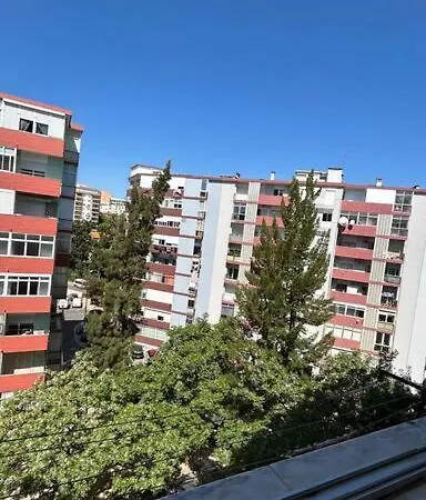 Iluminado Apartamento Paço de Arcos